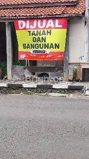Rumah Makan Strategis 1