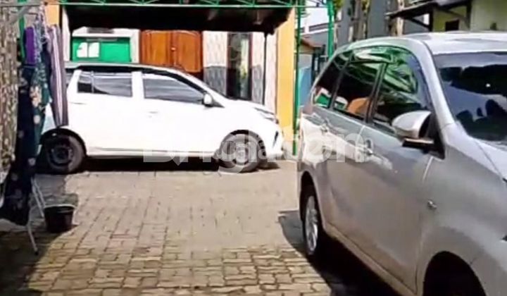 DIJUAL KONTRAKAN 70 PINTU KAWASAN KAMPUS CIPUTAT TIMUR DIJUAL KONTRAKAN 70 PINTU KAWASAN KAMPUS CIPUTAT TIMUR