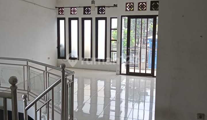 Termurah! Ruko Dekat Stasiun KCIC Padalarang Cocok untuk Usaha 1