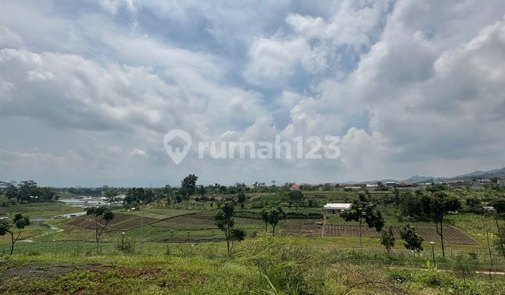 MURAH! Kavling Siap Bangun View Danau di Kota Baru Parahyangan