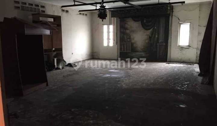 FOR SALE! Cheap Shop House in Downtown Cimahi 2