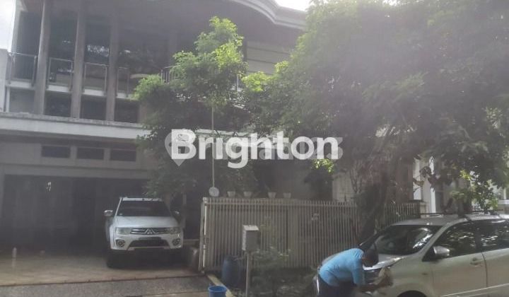 Rumah Di BSD Puspitaloka Tangerang Selatan Rumah Di BSD Puspitaloka Tangerang Selatan