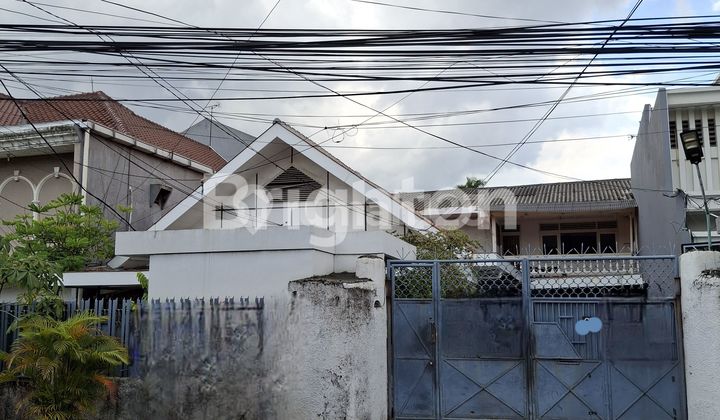 Rumah + Kos Kos an di Karet Pedurenan Jakarta Selatan Rumah + Kos Kos an di Karet Pedurenan Jakarta Selatan
