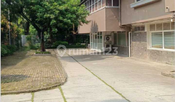 Dijual Rumah Eksklusif Sangat Cocok Untuk Bisnis Dan Investasi Di Area Strategis Kebayoran Baru Jakarta Selatan