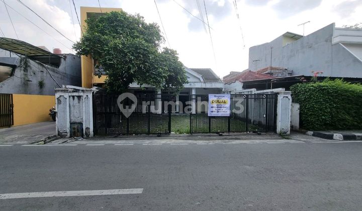 Dijual Rumah Di Lokasi Strategis Cocok Untuk Usaha Di Jakarta Selatan