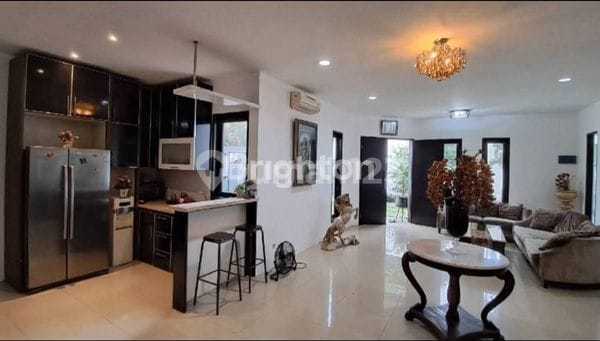 Dijual Rumah Mewah Full Furnished & Kolam Renang Di Mampang Prapatan Jakarta Selatan 2