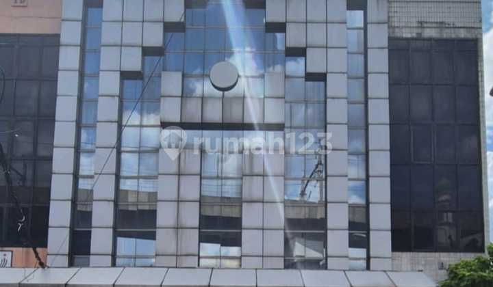 5-Story Office Building on Jl. Fatmawati, South Jakarta 5-Story Office Building on Jl. Fatmawati, South Jakarta