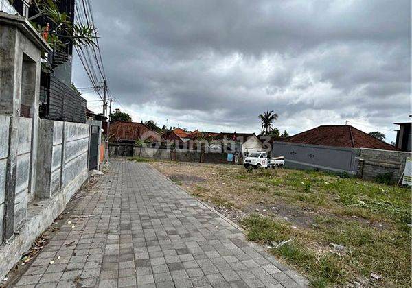 Lsh.003.wyt Direct Access Plot Land for Rent on Jalan Raya Gatsu Timur Penatih 1