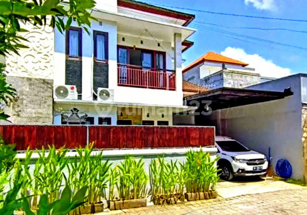 Amr-128.Wly | Hunian Eksklusif Full Furnished di Lokasi Premium Peguyangan - 20 Meter ke Jalan Utama!