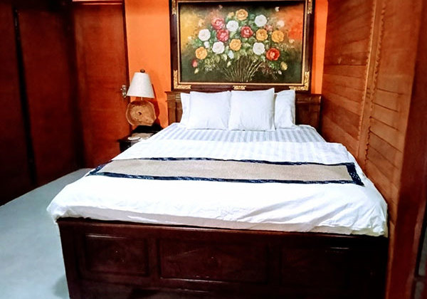 For Monthly Rent Wooden House For Rent - Cozy 1Br Living With Private Garden In Padangsambian Kaja 2