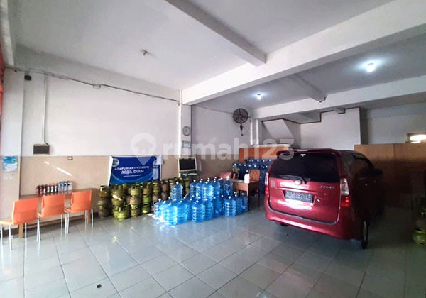 [Ams-032.Ach] Strategic Shop House + House on Jl. Ahmad Yani Peguyangan - Ideal for Both Investment & Residence! 2