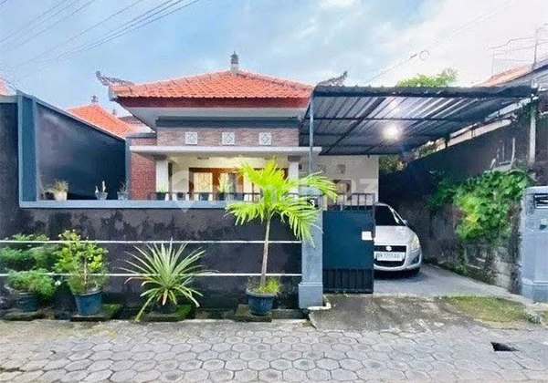 For Rent Minimalist 3-Bedroom House Near Simpang Enam in Pedungan - Denpasar For Rent Minimalist 3-Bedroom House Near Simpang Enam in Pedungan - Denpasar