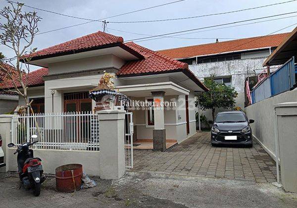 Amr.007.tmi Rumah Sewa 3 Bedrooms Pemogan Denpasar Selatan 1