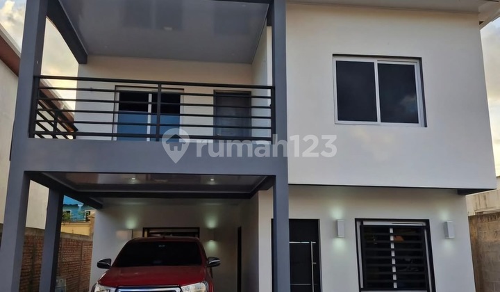 8. Rumah 2lt Indent Free Desain Termurah Di Buah Batu 8. Rumah 2lt Indent Free Desain Termurah Di Buah Batu