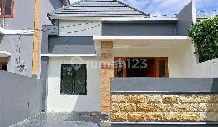 Rumah Bagus Free Design Murah Dekat Sumarecon 1