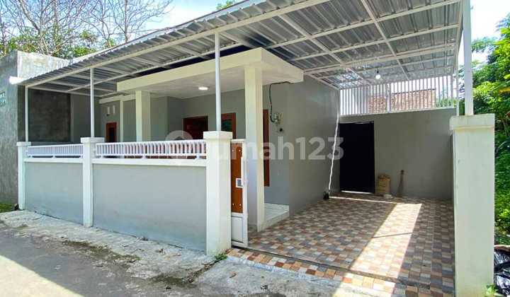 Affordable House Near Summarecon Mall Starting from 155 Million Affordable House Near Summarecon Mall Starting from 155 Million