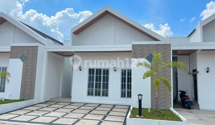 5. Rumah Baru Dengan Spesifikasi Terbaik Bandung 5. Rumah Baru Dengan Spesifikasi Terbaik Bandung