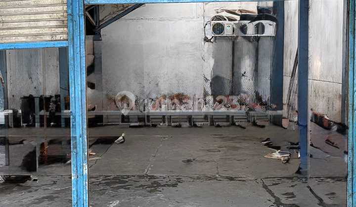 FOR SALE BUSINESS HOUSE FORMER WORKSHOP DUKUH KUPANG STRATEGIC LOCATION 2