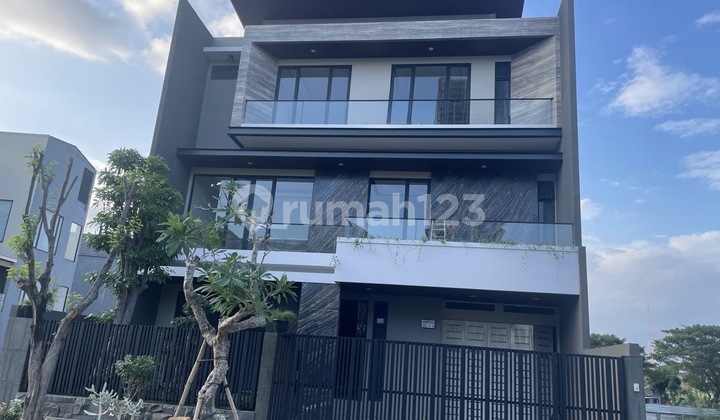 Dijual Rumah Mewah Baru Citraland Utama Cluster Depan Emerald Mansion