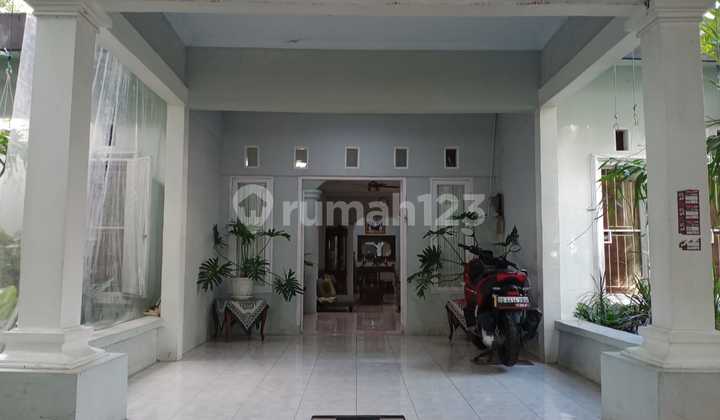 Rumah tengah kota Makassar Semi Furnished 2