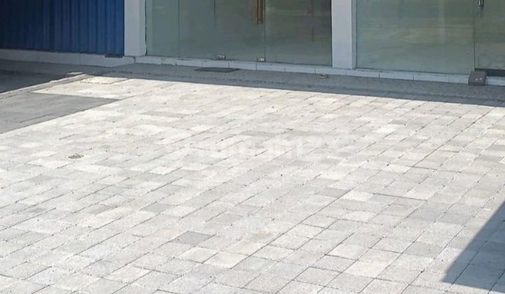 Rent Commercial Space at Dewi Sri