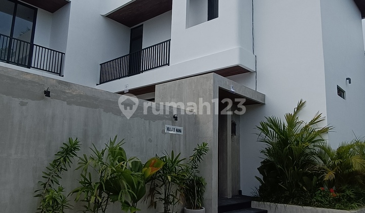 Rent Villa Brandlynew in Tumbak Bayuh 3 bedrooms