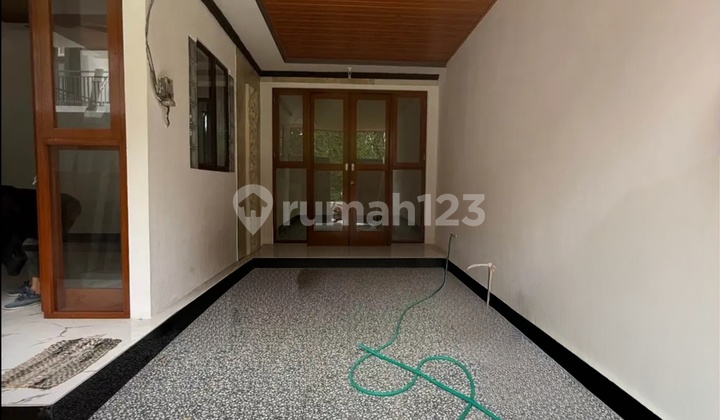 Sewa Rumah Baru Di Penyaringan - Sanur 2