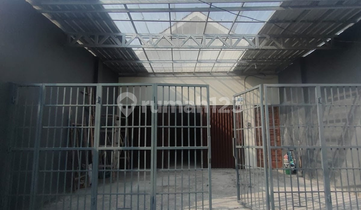 Ready-to-Use Shophouse with Freehold Title