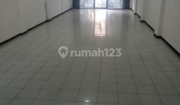 2-Story Shop-House Ready for Use on Jl. Raya Nginden 2