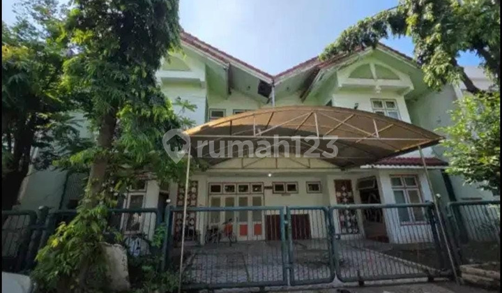 Rumah 2 Lantai Shm Di Gayung Kebonsari .