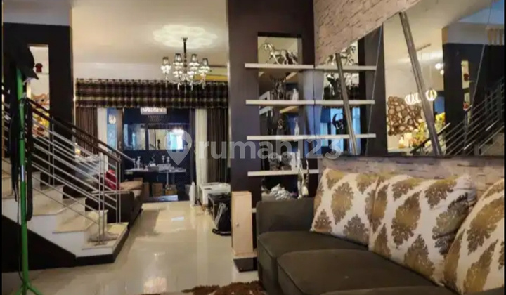 Nice 2-Storey House with SHM at Pantai Mentari 2