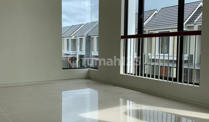 Rumah Bagus 2 Lantai Di Citraland Northwest Hill 2