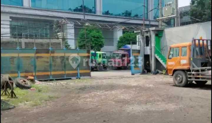 Warehouse in Perak 744.0 M² Unfurnished HGB