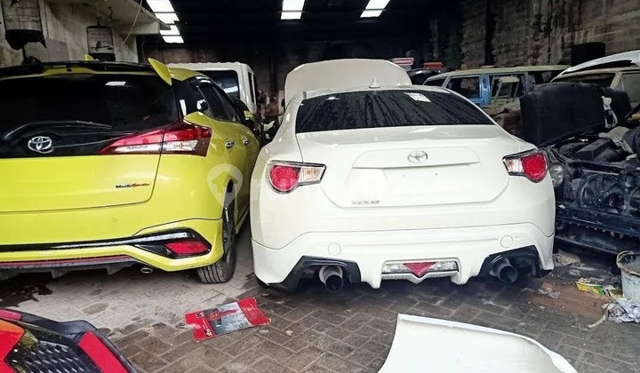 Shop Ex Auto Paint Workshop Tenggilis Lama Surabaya 2