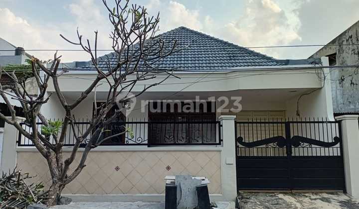 Dijual Rumah di Wisma Permai Tengah