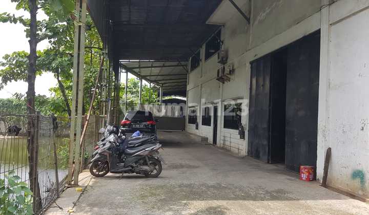 Warehouse in Daan Mogot, West Jakarta Warehouse in Daan Mogot, West Jakarta