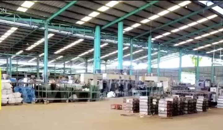 For Sale/Rent Ex Factory Warehouse, Price Negotiable Until Deal In M Toha Mauk Periuk Jaya Tangerang, Suitable For Warehouse Or Production Factory, Near Toll Gate, Near Tang City Mall, Strategic Location, Access 40 Feet Container
