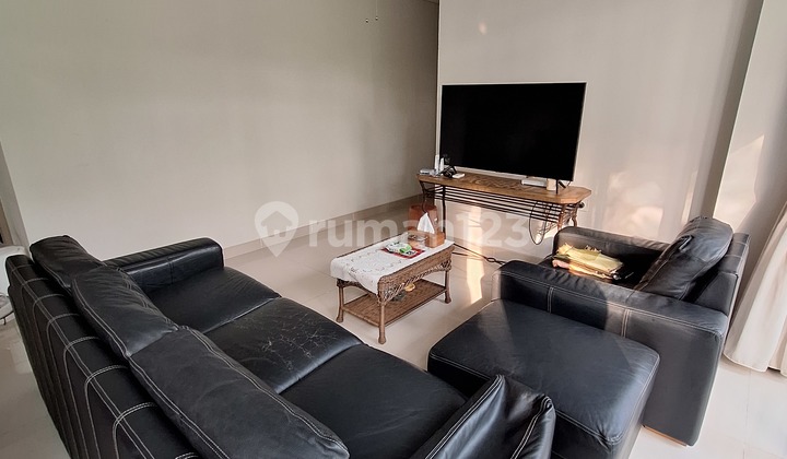 Cheap Sale Condovilla Rainbow Springs Gading Serpong Near Pahoa School, Tunas Bangsa School, Syafana School, UMN Campus, SMS Mall, Carolus Hospital, Bethsaida Hospital, Goldfinch