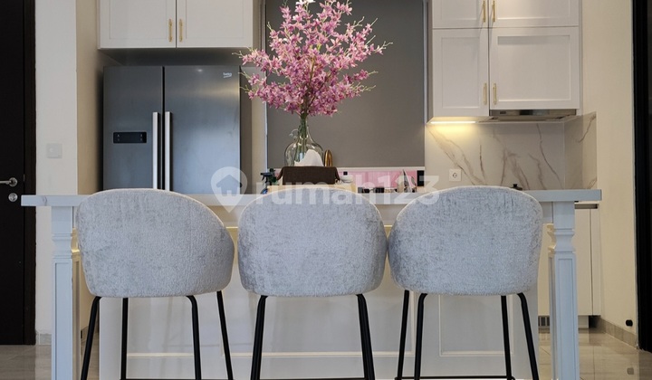 Beautiful Apartments in Lloyd Alam Sutera, Rarely Found, Near Saumata Apartment, Alam Sutera Mall, Binus University, Eight Market, Laurensia School, Toll Gate, IKEA, Prominence Building 2