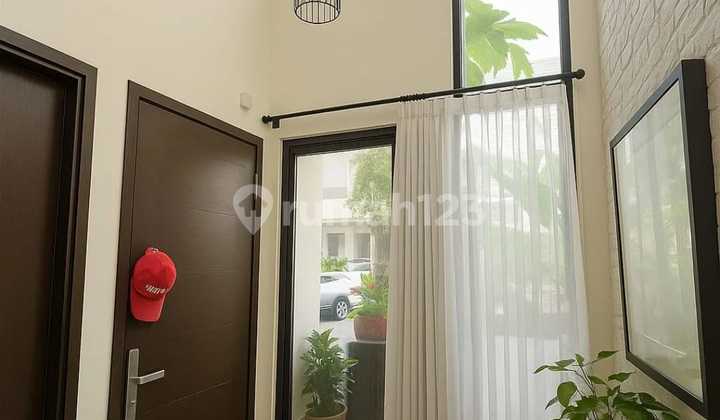 Rumah Cantik, Bagus, Siap Huni Di Cluster Mayfield Greenwich Bsd City Dekat Sekolah Santa Ursula, Sekolah Ipeka, Sekolah Global, Universitas Atmajaya, Prasetya Mulya, Mall Qbig, Rs Eka, Exit Toll, Pasar Modern