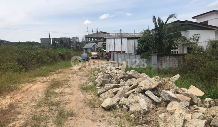 Jual Tanah Lokasi Strategis di Samarinda Kalimantan Timur, Dekat ke Stadion Bola, Pintu Tol, Dll Jual Tanah Lokasi Strategis di Samarinda Kalimantan Timur, Dekat ke Stadion Bola, Pintu Tol, Dll