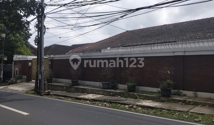 Rumah Dijual Murah Private Pool Luas 1071 M di Bangka Kemang 2