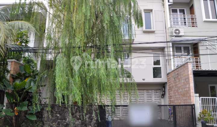Rumah Mewah 3 Lantai Dijual Murah Di Gandaria Kebayoran Baru 2