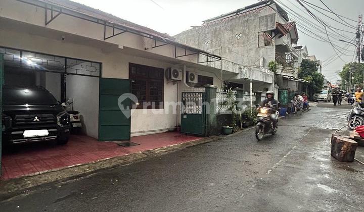 RUMAH MEWAH HITUNG TANAH DI JL BANGKA BUNTU KEMANG AREA JAKSEL