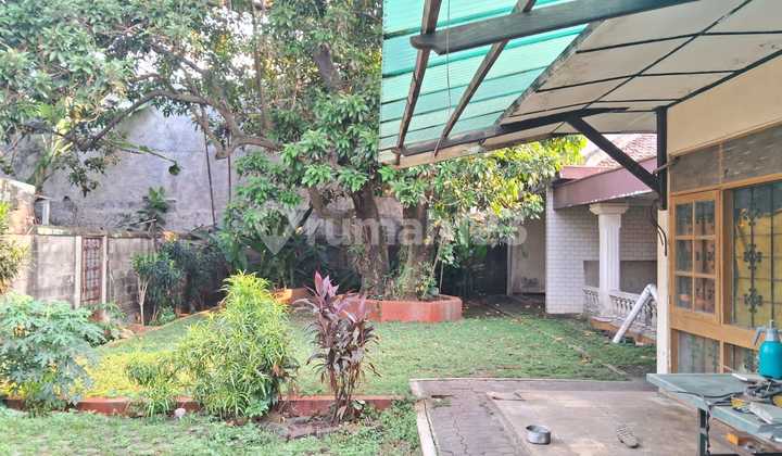 Land for Sale on Rempoa Roadside, South Tangerang