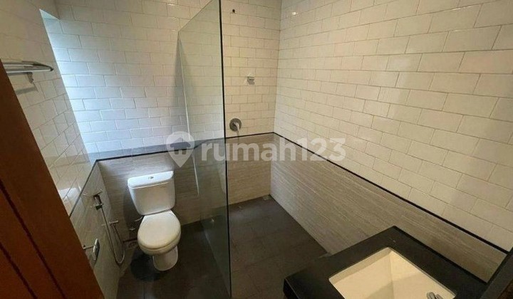 Dijual Murah Rumah Mewah Siap Huni di Villa Delima Lebak Bulus