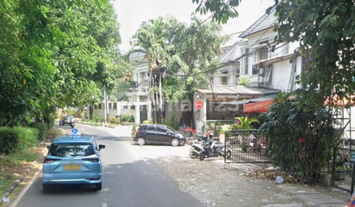 TANAH DIJUAL CEPAT FREE BANGUNAN DI SENOPATI SELANGKAH KE SENAYAN