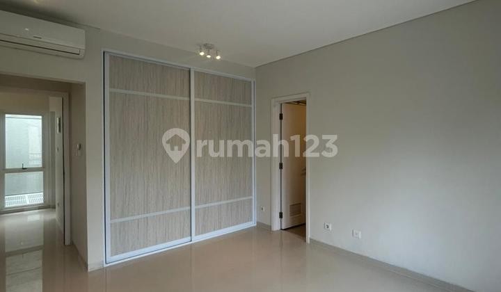 LUXURY HOUSE STRATEGIC LOCATION IN SERENIA HILLS LEBAK BULUS 2