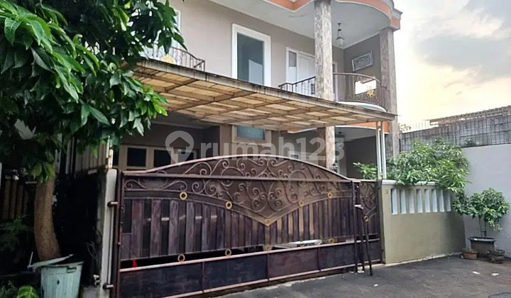 Dijual Super Murah Dalam Komplek Jagakarsa Pinggir Jalan Raya