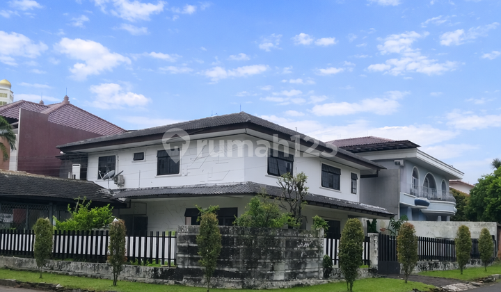 Rumah Dijual di Adyaksa Lebak Bulus Cocok Hunian Keluarga